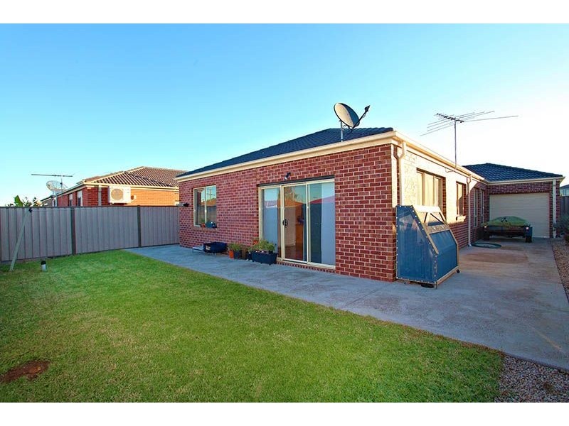 13 Batman Street, Burnside Heights VIC 3023