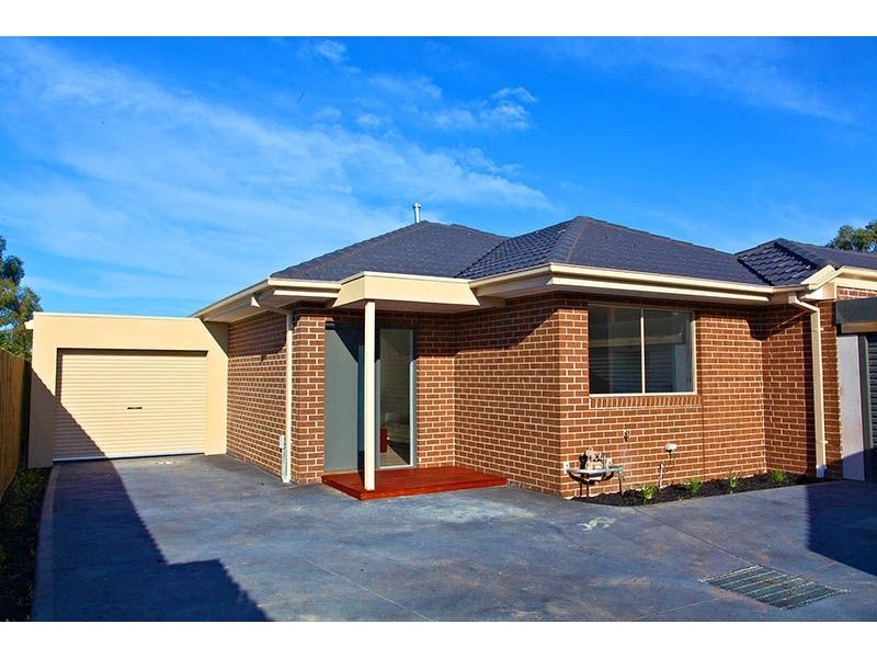 2/76 Welwyn Parade, Deer Park VIC 3023
