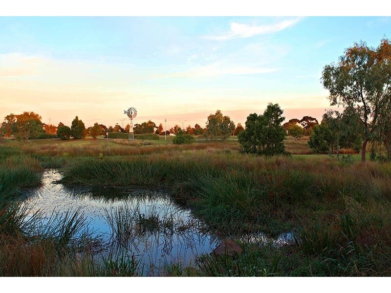 45 Glenbrook Avenue, Cairnlea VIC 3023