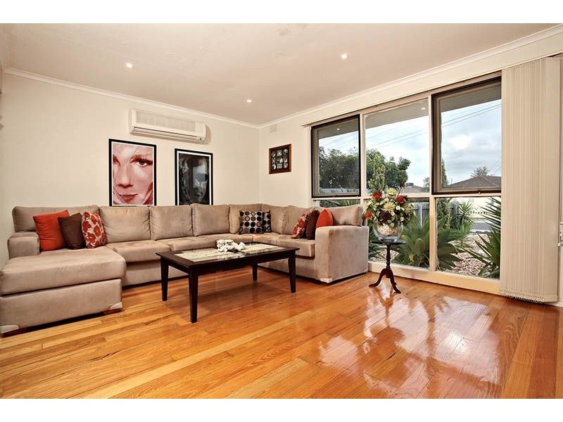 23 Tasman Avenue, Deer Park VIC 3023