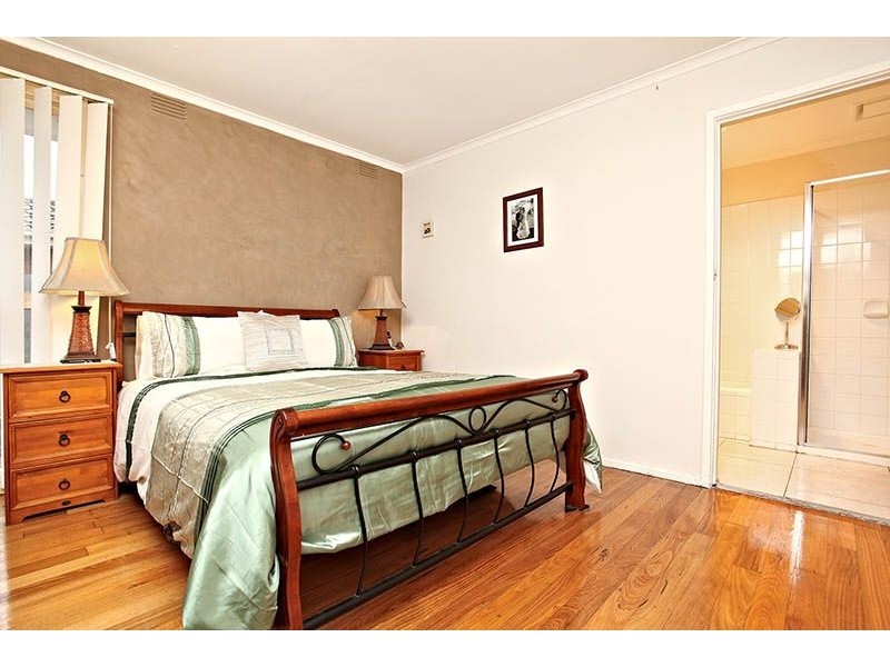 23 Tasman Avenue, Deer Park VIC 3023