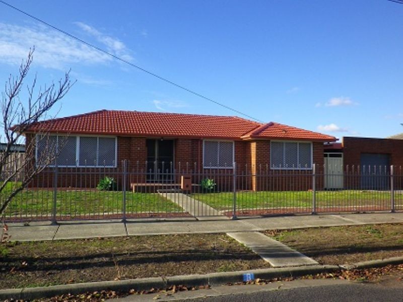 8 Murphy Street, Deer Park VIC 3023