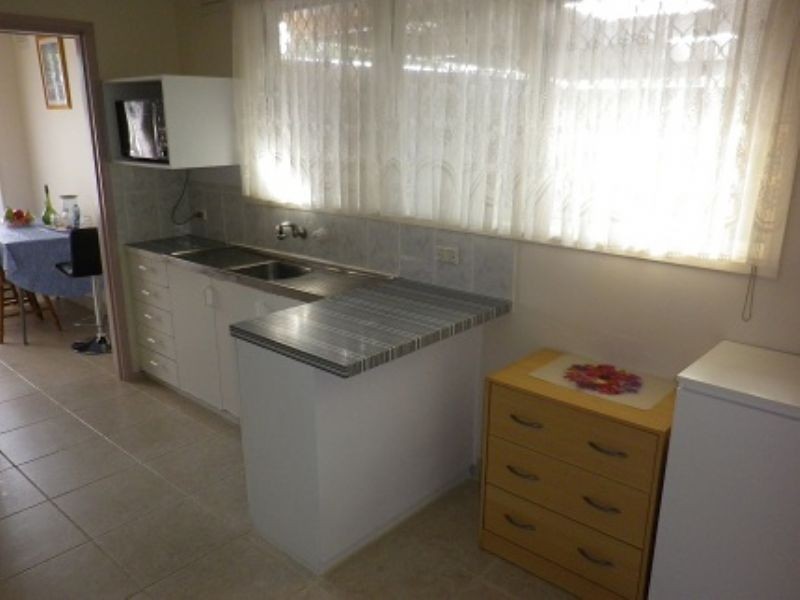 8 Murphy Street, Deer Park VIC 3023