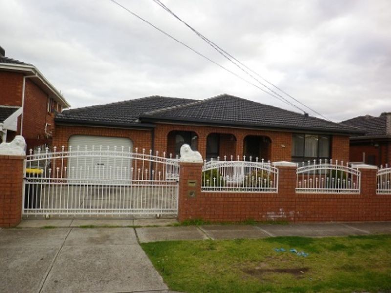 61 Bayliss Road, Deer Park VIC 3023