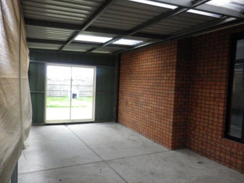 61 Bayliss Road, Deer Park VIC 3023