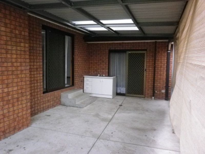 61 Bayliss Road, Deer Park VIC 3023