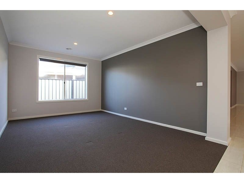 85 Capesthorne Drive, Derrimut VIC 3030