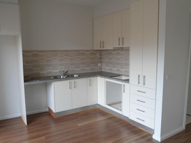 3/8 Kynoch Street, Deer Park VIC 3023