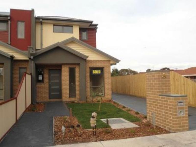 3/8 Kynoch Street, Deer Park VIC 3023