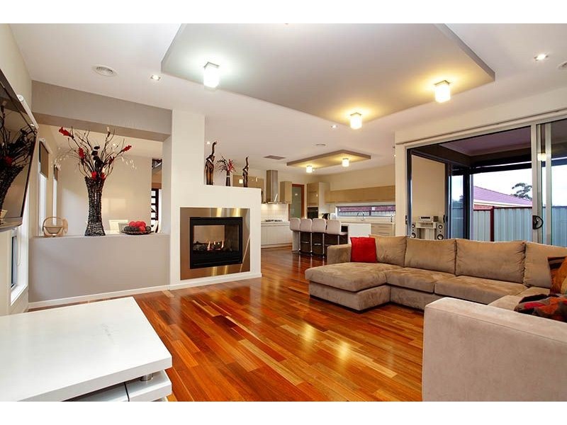 41 Chesterfield Road, Cairnlea VIC 3023