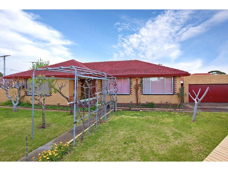 26 Salmond Street, Deer Park VIC 3023