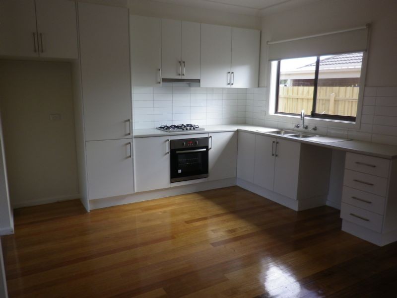 1/54 Dumfries Street, Deer Park VIC 3023