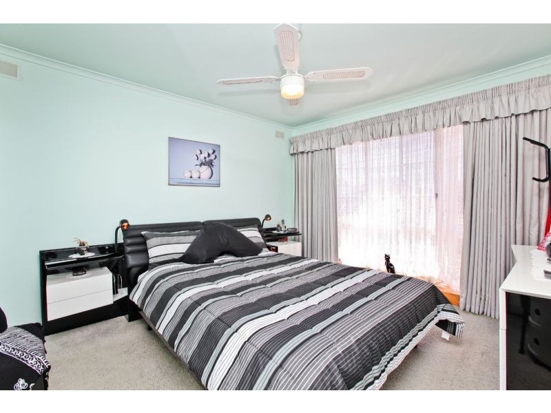 3 Lara Court, Deer Park VIC 3023