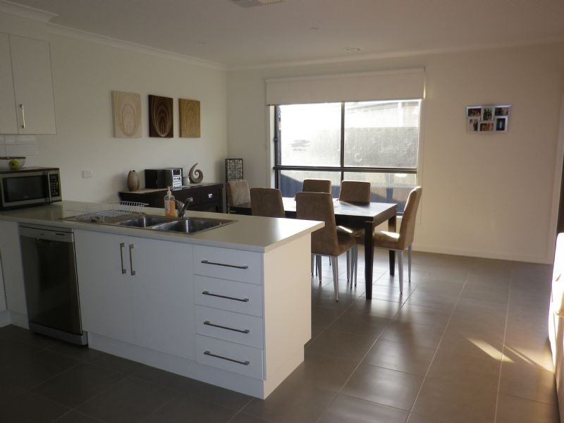 23 Loxwood Court, Deer Park VIC 3023