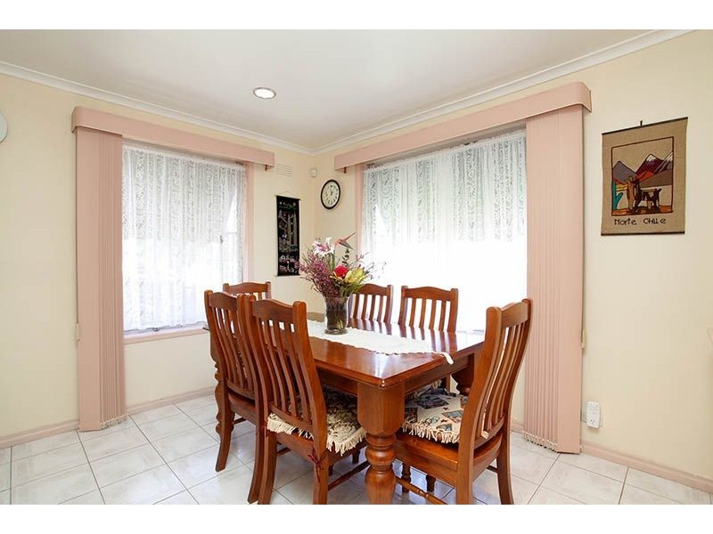 9 Birchwood Boulevard, Deer Park VIC 3023