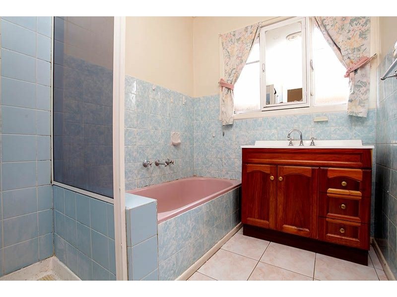 38 Tulloch Street, Deer Park VIC 3023