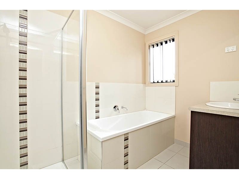 8 Bridie Street, Deer Park VIC 3023