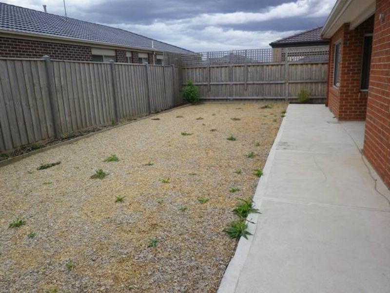 89 Hatchlands Drive, Deer Park VIC 3023