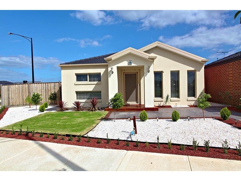 22 Eagle Way, Deer Park VIC 3023