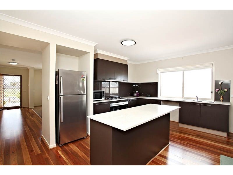 22 Eagle Way, Deer Park VIC 3023