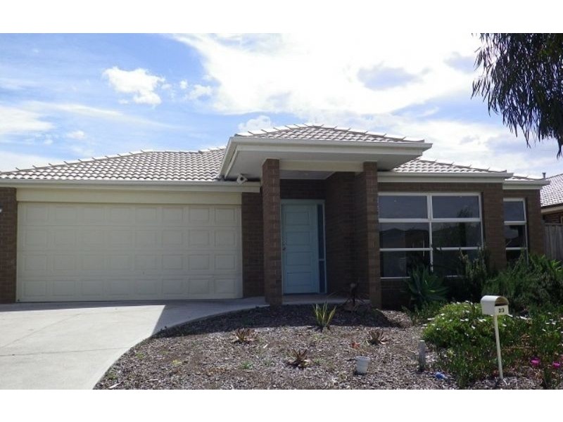 23 Dalmuir Boulevard, Deer Park VIC 3023