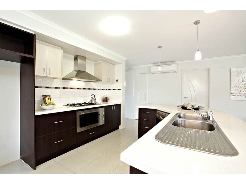 17 Kimberley Road, Cairnlea VIC 3023