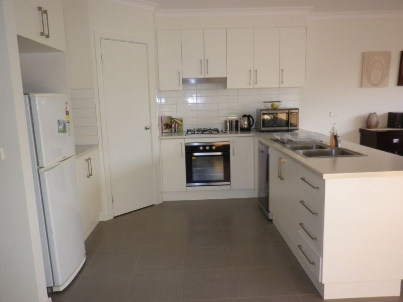 23 Loxwood Court, Deer Park VIC 3023