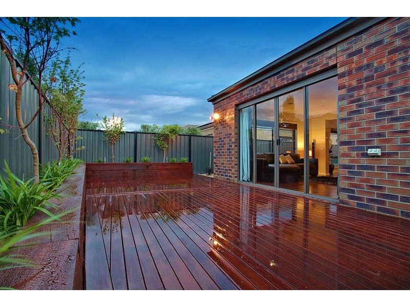 12 Grosvenor Crescent, Derrimut VIC 3030