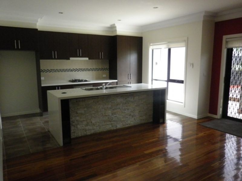 3 Woodburn Ave, Cairnlea VIC 3023