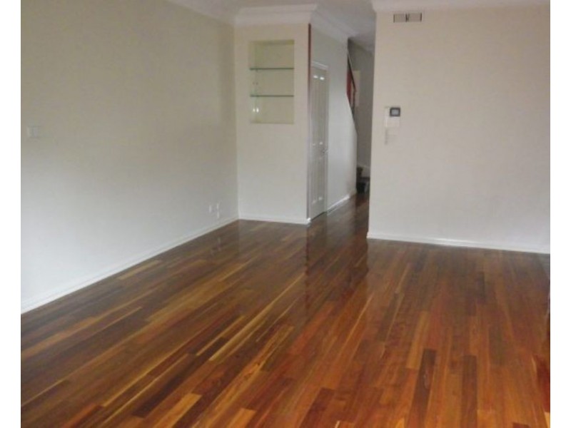 3 Woodburn Ave, Cairnlea VIC 3023