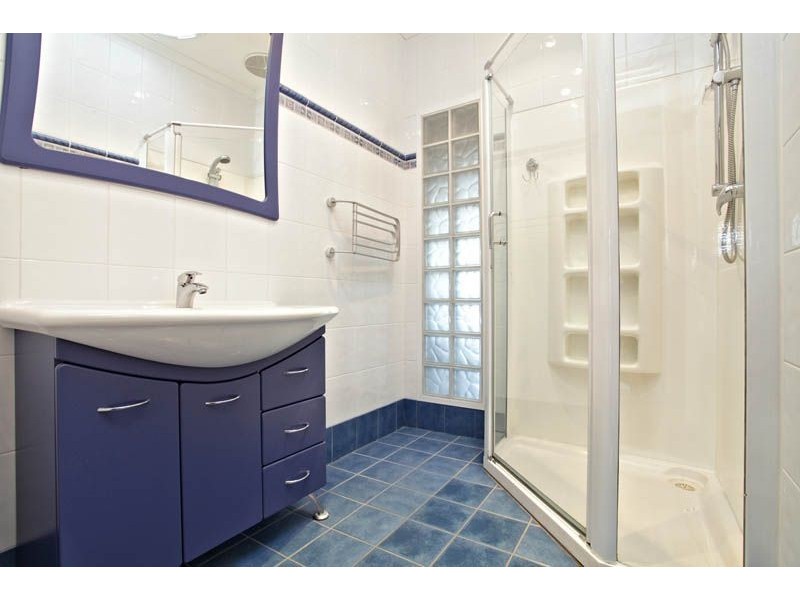 18 Dumfries Street, Deer Park VIC 3023