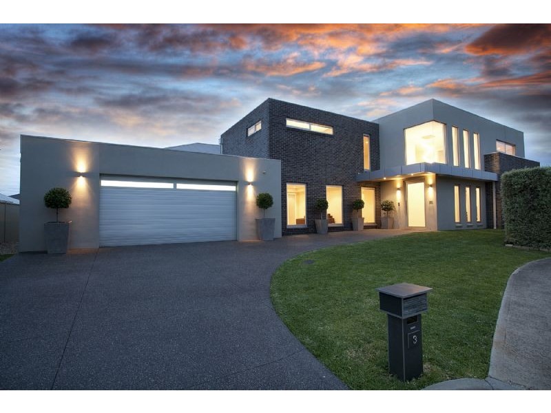 3 Oakford Place, Cairnlea VIC 3023