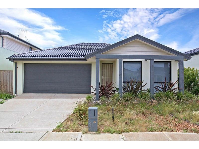 7 Cooma Place, Burnside Heights VIC 3023