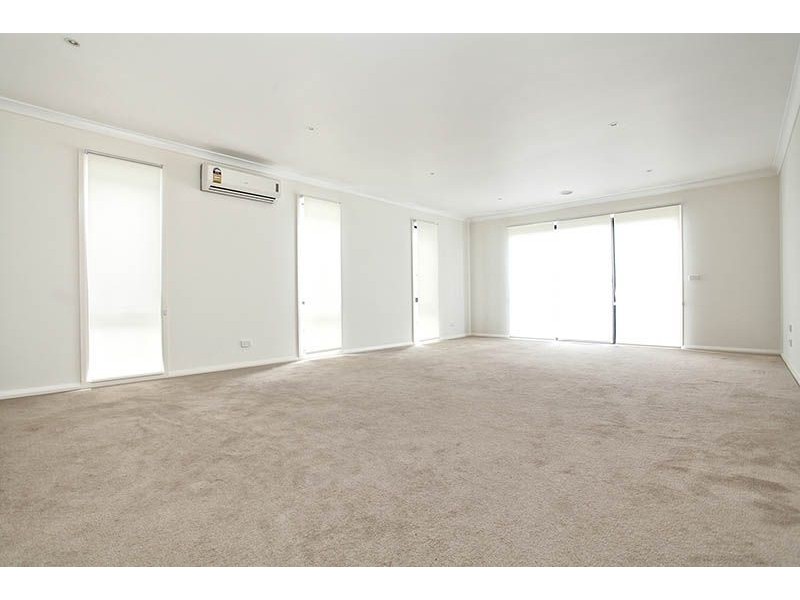 7 Cooma Place, Burnside Heights VIC 3023