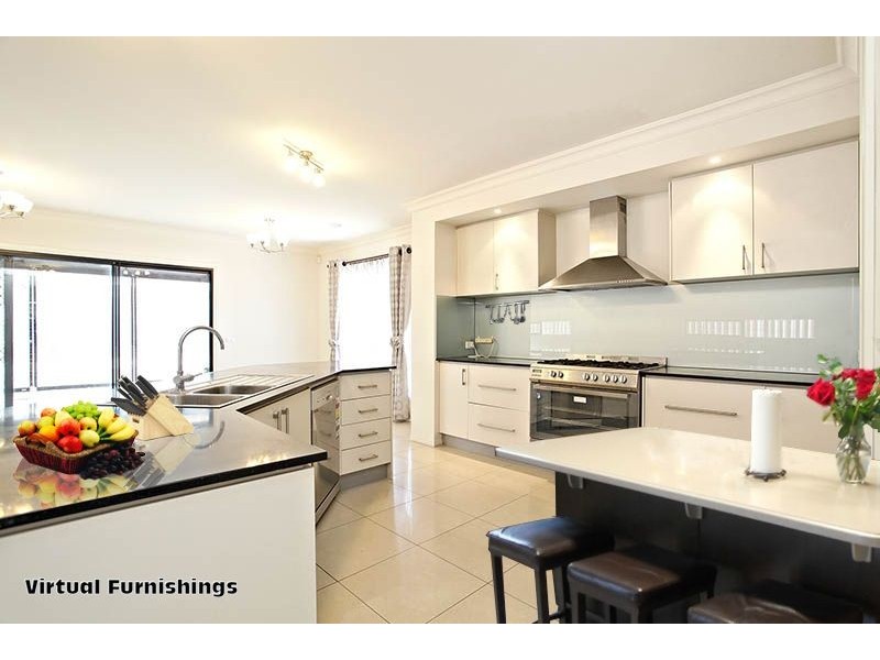 11 Turitable Way, Caroline Springs VIC 3023