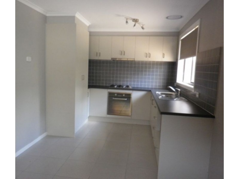 16 Peterborough Crescent, Deer Park VIC 3023