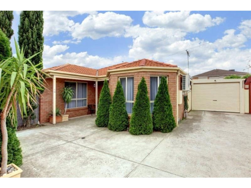 2/90 Robinsons Road, Deer Park VIC 3023