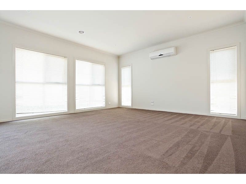 29 Fernhurst Avenue, Derrimut VIC 3030