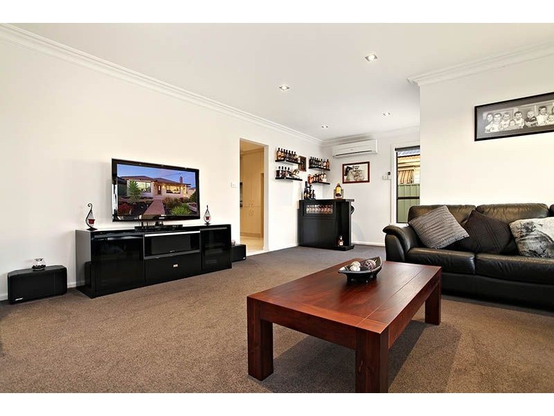 22 Laming Road, Deer Park VIC 3023