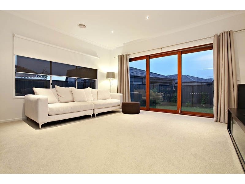 3 Grosvenor Crescent, Derrimut VIC 3030