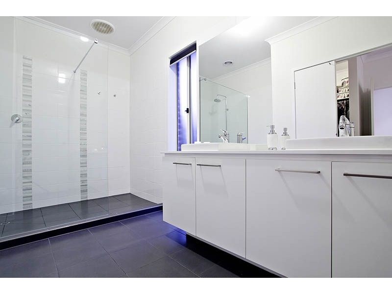 3 Grosvenor Crescent, Derrimut VIC 3030