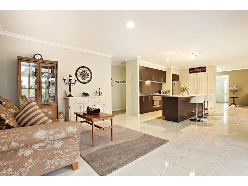 9 Turitable Way, Caroline Springs VIC 3023