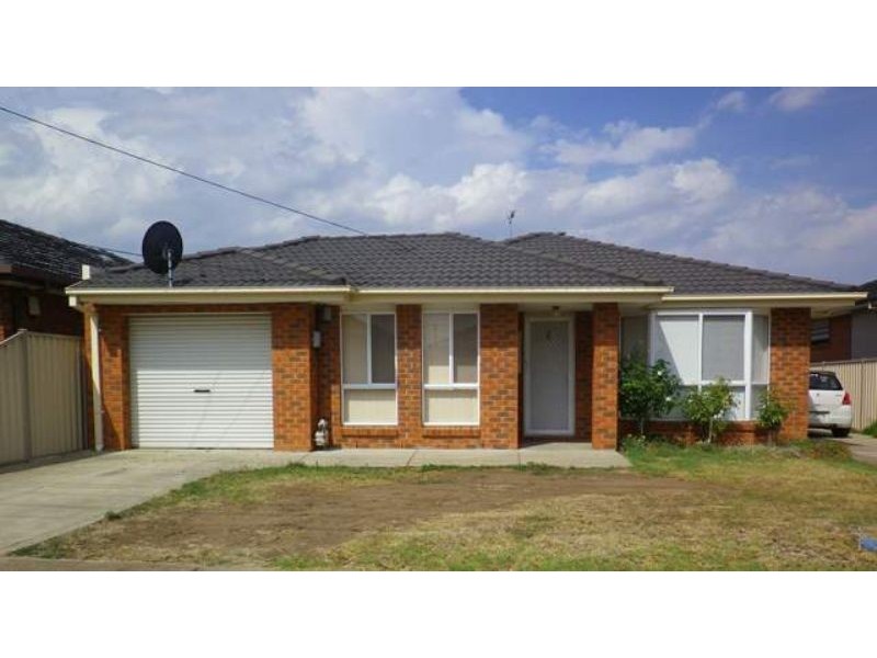 18A Carroll Street, Deer Park VIC 3023