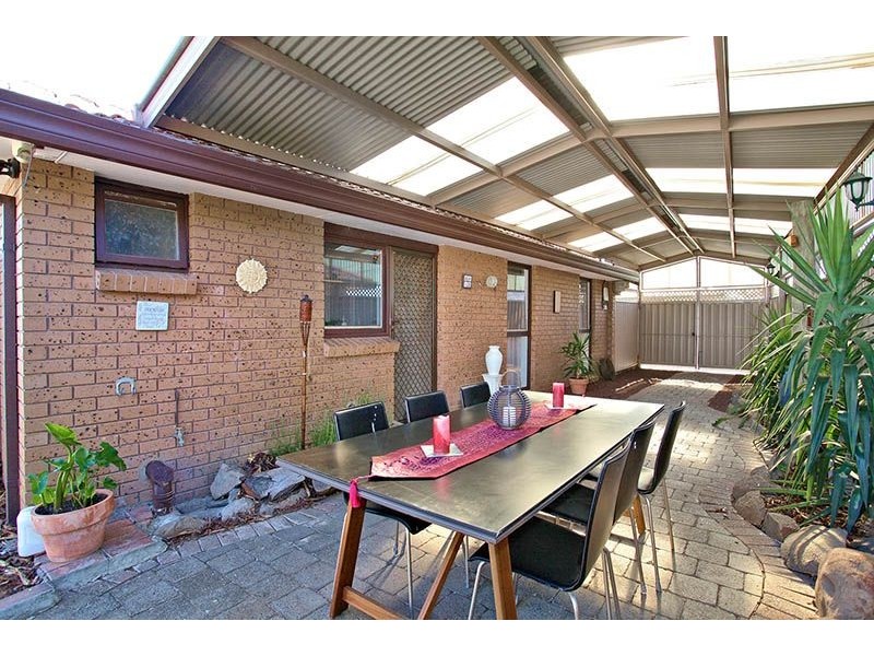 20 Phyllis Parade, Deer Park VIC 3023