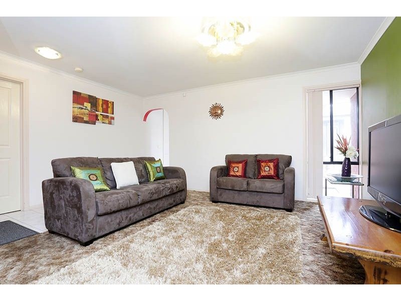 88 Robinsons Road, Deer Park VIC 3023