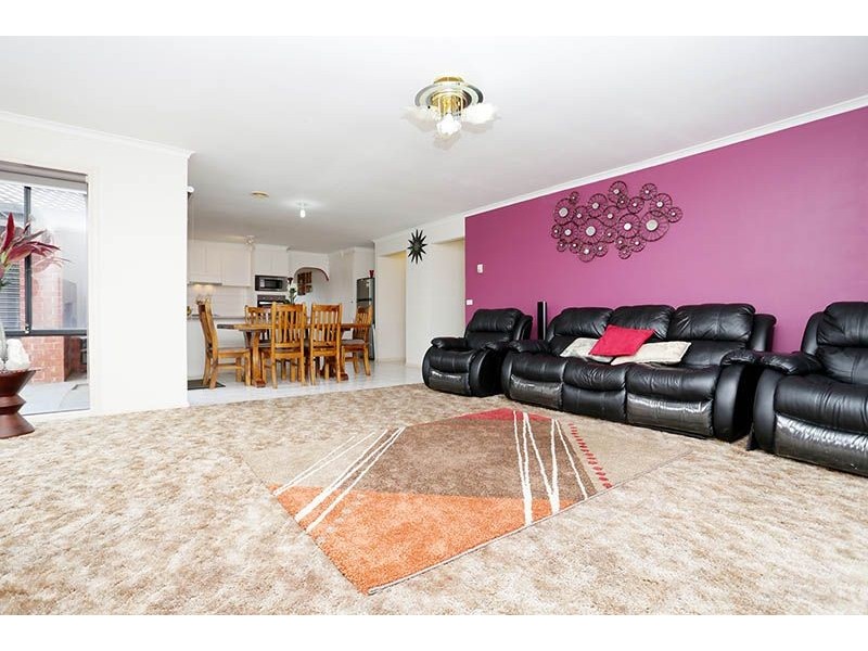 88 Robinsons Road, Deer Park VIC 3023