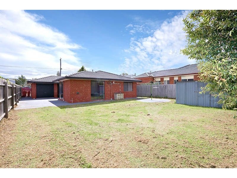 88 Robinsons Road, Deer Park VIC 3023