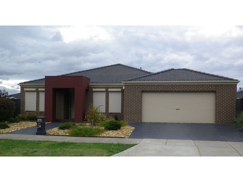 21 Berkeley Crescent, Derrimut VIC 3030