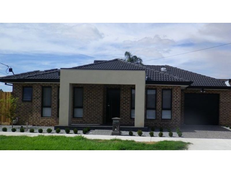 10 Allandale Drive, Deer Park VIC 3023