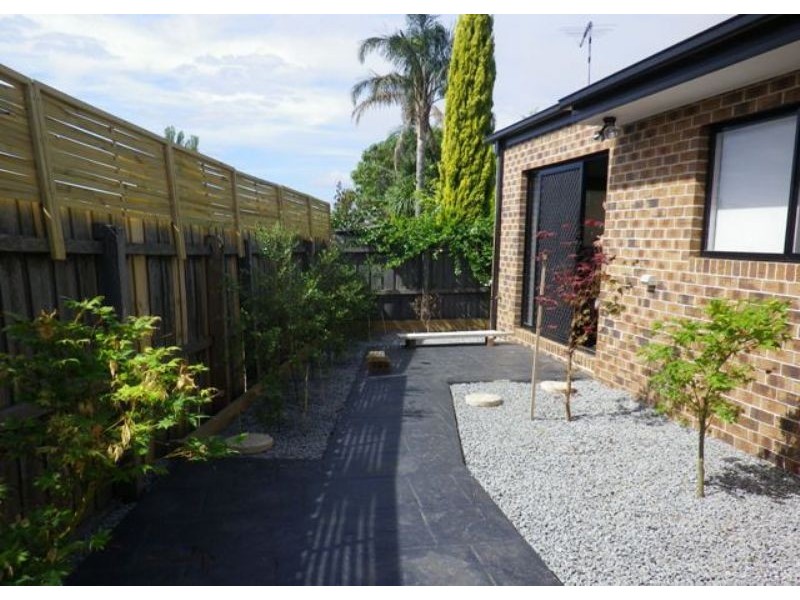 10 Allandale Drive, Deer Park VIC 3023